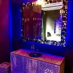 Loveroom21
